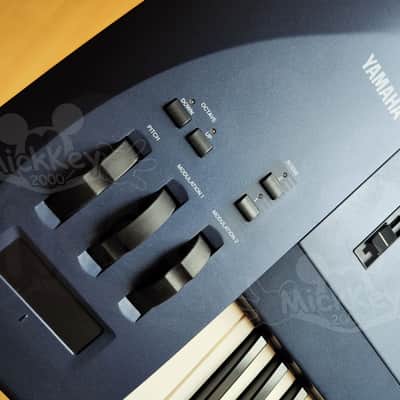 Yamaha EX5 Multi Engine Synthesizer Workstation excellent condition image 8