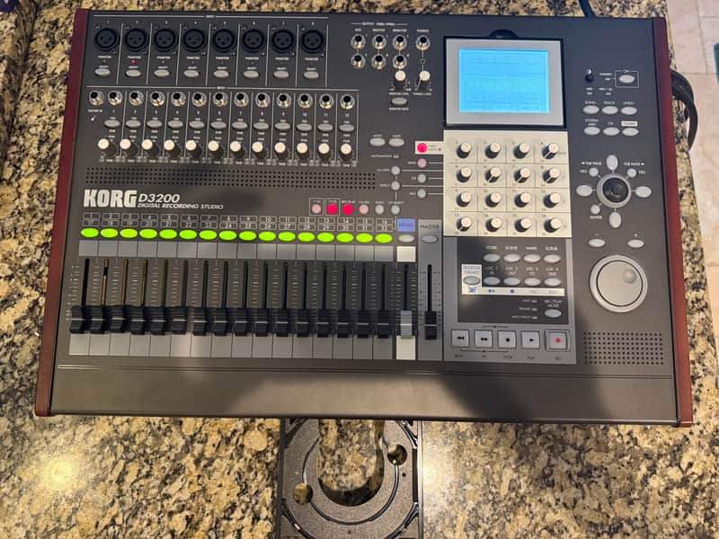 Korg D3200 image 1
