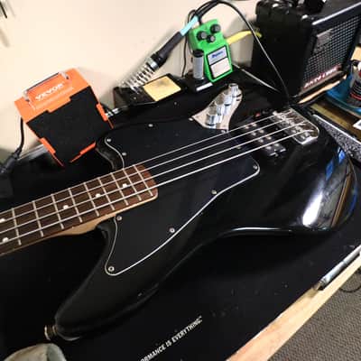 Squier Vintage Modified Jaguar Electric Active Bass Guitar Special Black image 24