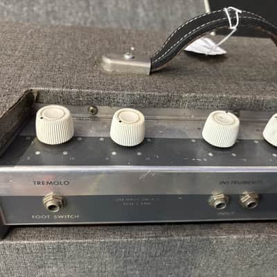 1960's Silvertone Model 1432 10 Watt 1x12 Combo image 3