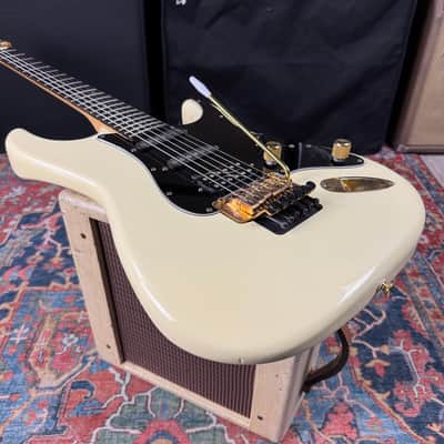 Fender Pro Feel Model STR-70 Super Strat HSS Ex Trem - 1988 image 13