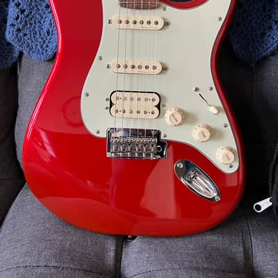 Fender Deluxe Stratocaster image 5