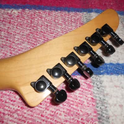 Kramer Striker Baretta 1980's Black & White Spiral image 4