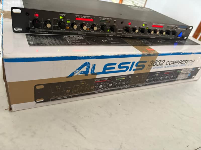 Alesis 3632 Dual-Channel Compressor / Limiter / Gate 2000s - Black image 1
