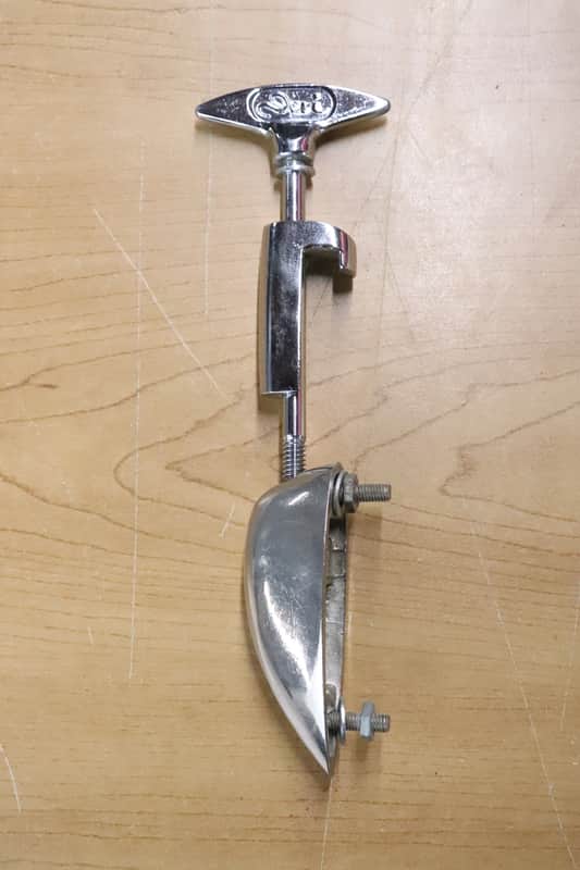 Deri Bass Drum Lug, T Rod & Claw Vintage 1960's image 1