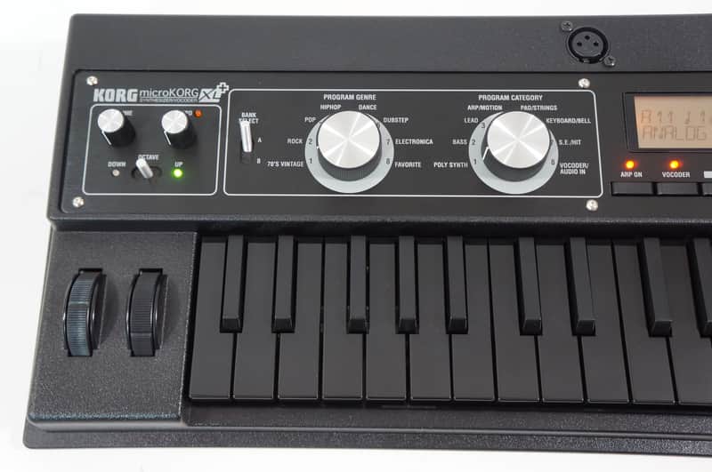 KORG microKORG XL+ BKBK Limited Black Analog Modeling Synthesizer