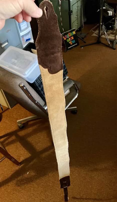 Unbranded (levys?) acoustic or electric guitar strap 2 tone soft 57x2.5 image 1