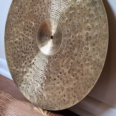 Paiste 20" Signature Traditionals Light Ride Cymbal 1996 - Present - Traditional - VIDEO image 9