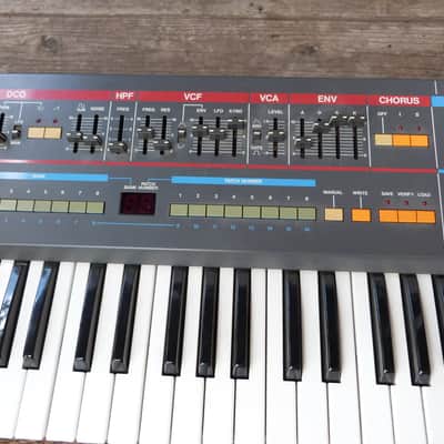 Roland Juno 106 image 3