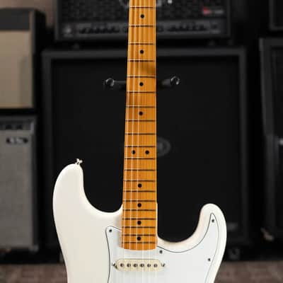 Fender Limited Edition American Vintage II '73 Stratocaster Electric Guitar - Olympic White with Hardshell Case image 4