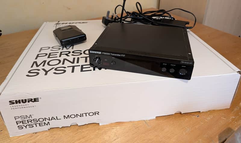 Shure PSM300 P3TRA Stereo Personal Monitor System with Metal Receiver Very Good Bild 1