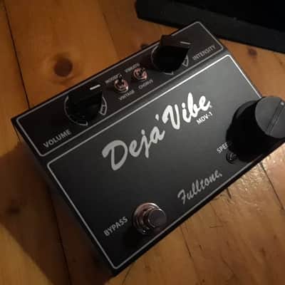 Fulltone Mini Deja Vibe MDV-1 9V 2014 - Black image 3