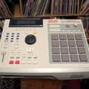 Akai MPC 2000XL *MINT*