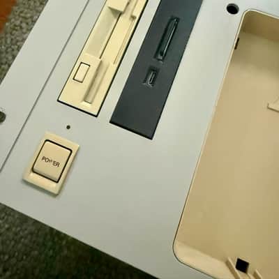 Akai S6000 MIDI Stereo Digital Sampler 1999 - White image 14