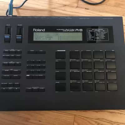 Roland R-8 MKII Human Rhythm Composer
