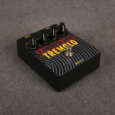 Voodoo Labs Tremolo - 2nd Hand (167999) image 2
