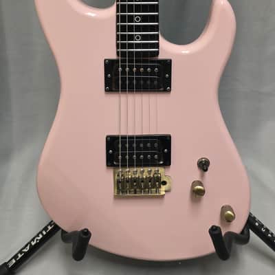 Dhatarattha Strat Style - Blush Pink image 2