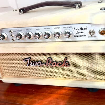 Two Rock Studio signature - Beige image 3
