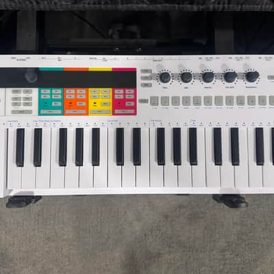 Arturia KeyStep Pro 37-Key MIDI Controller 2020 - Present - White