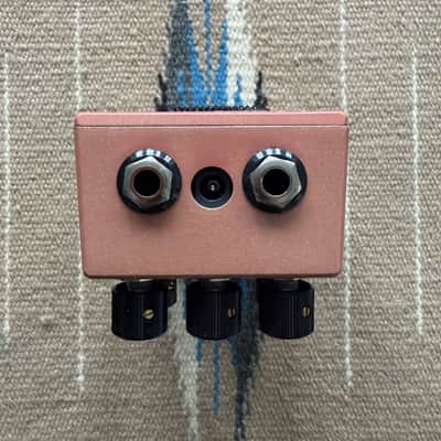 Walrus Monument Tremolo – NM Condition! image 6