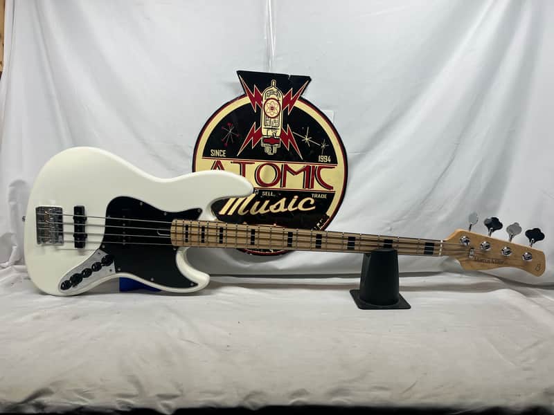 Sire Marcus Miller V7 4- String J-Style Electric Bass image 1