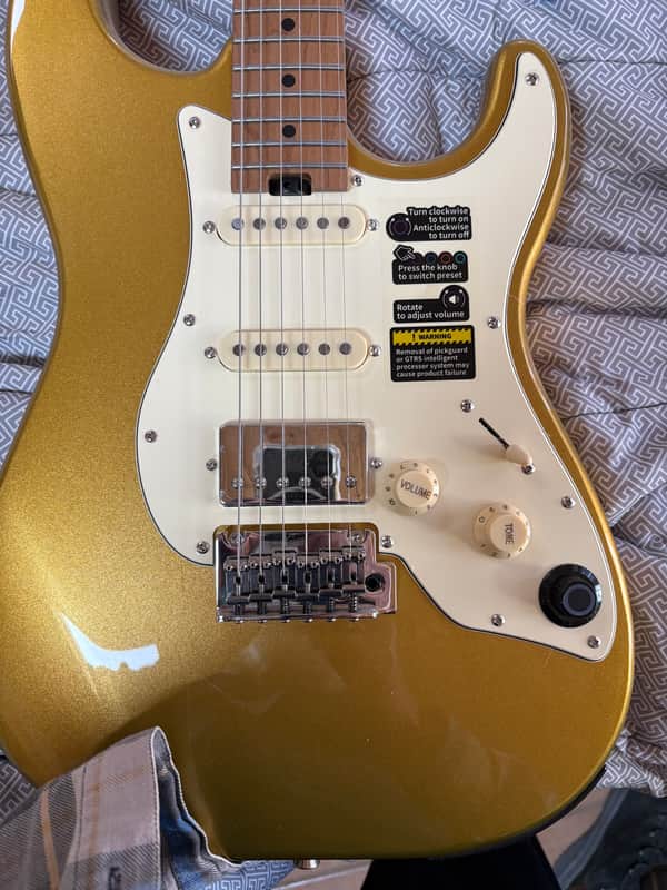 Mooer GTRS S801 Intelligent Guitar 2022 - Present - White image 1