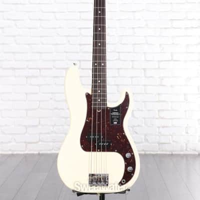 Fender American Professional II Precision Bass - Olympic White with Rosewood Fingerboard (PBassAP2ROWd1) image 1