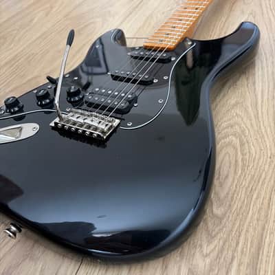 Squier Classic Vibe '70s Stratocaster HSS Left-Handed with Maple Fretboard 2019 - Present - Black image 4
