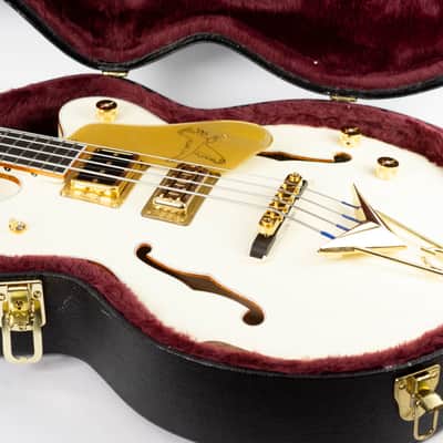 Gretsch G6136B-TP Tom Petersson Signature Falcon Bass 2022 White image 24