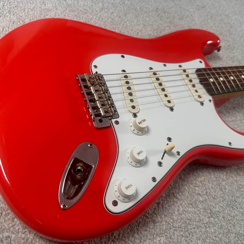 1983 Squier JV Stratocaster MIJ Fiesta Red