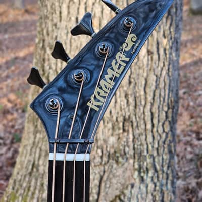 Kramer Ferrington Acoustic Electric Bass KFB-2 89-90 Gene Simmons