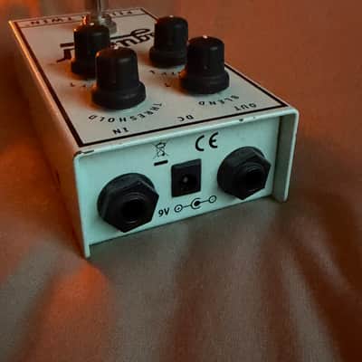 Aguilar Filter Twin Dual Envelope Bass Filter 2010s - Blue image 4