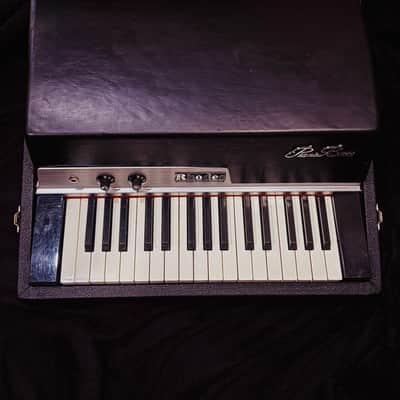 Rhodes Piano Bass - Black image 5