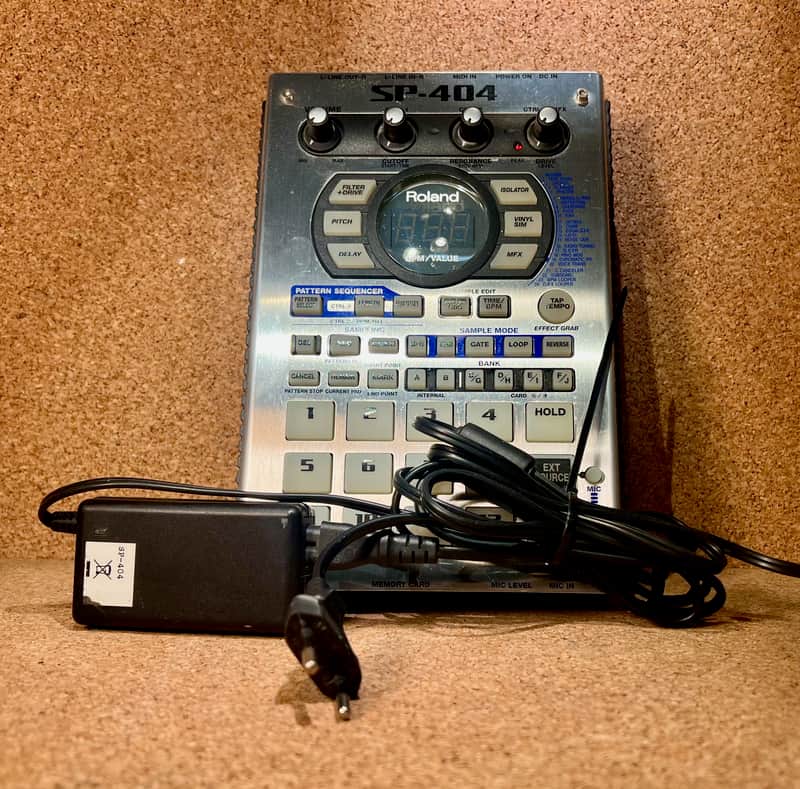 Roland SP-404 Sampler 2000s - Serviced – Warranty image 1