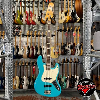 Fender Custom Shop 1964 Jazz Bass Relic W Binding Taos Turquoise image 2