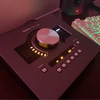 Universal Audio Apollo Twin X DUO Heritage Edition Thunderbolt 3 Audio Interface 2020 - Present - Gray image 2