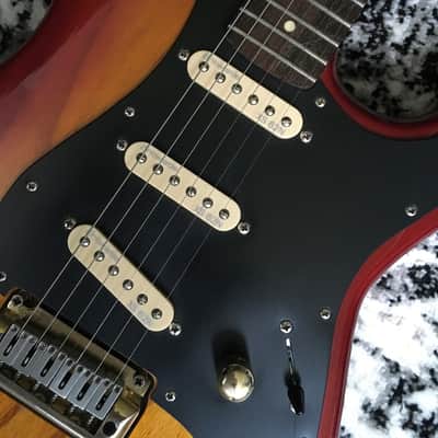 Cheri ST Custom Strat 1993 image 11