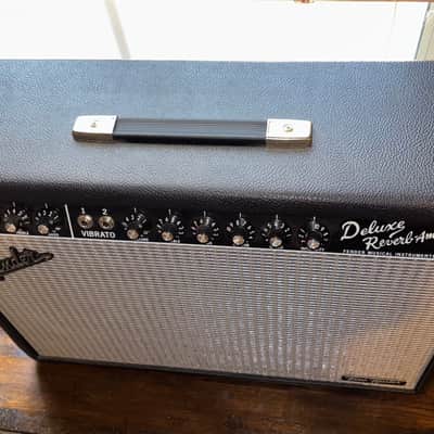 Fender Tone Master Deluxe Reverb 2-Channel 22-Watt 1x12" Guitar Combo image 5