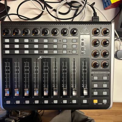 Behringer X-TOUCH COMPACT Universal DAW Control Surface with Travel Case and Cables image 4