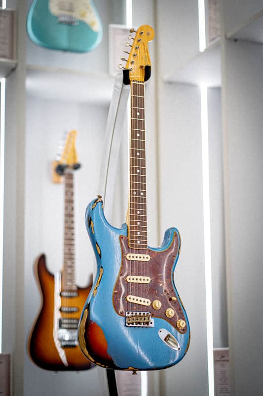 Fender Custom Shop 60s Heavy Relic Bound Neck Stratocaster image 1