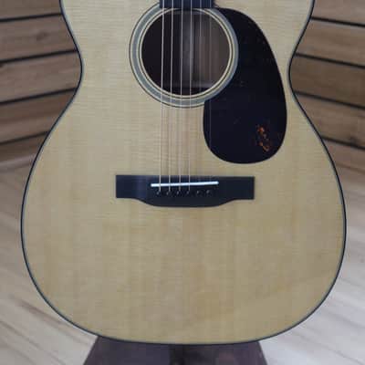 Martin 00-18 Standard Series (2025) *Free Shipping in the US* image 2