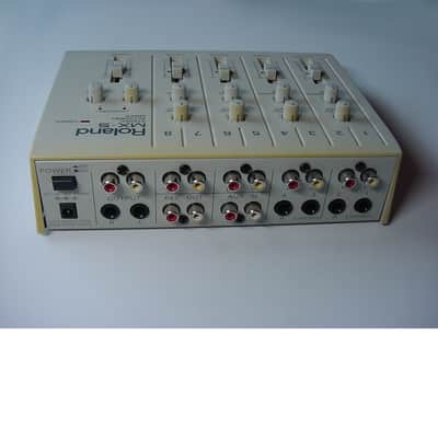 Roland MX-5 Stereo 4-Channel Mixer image 2