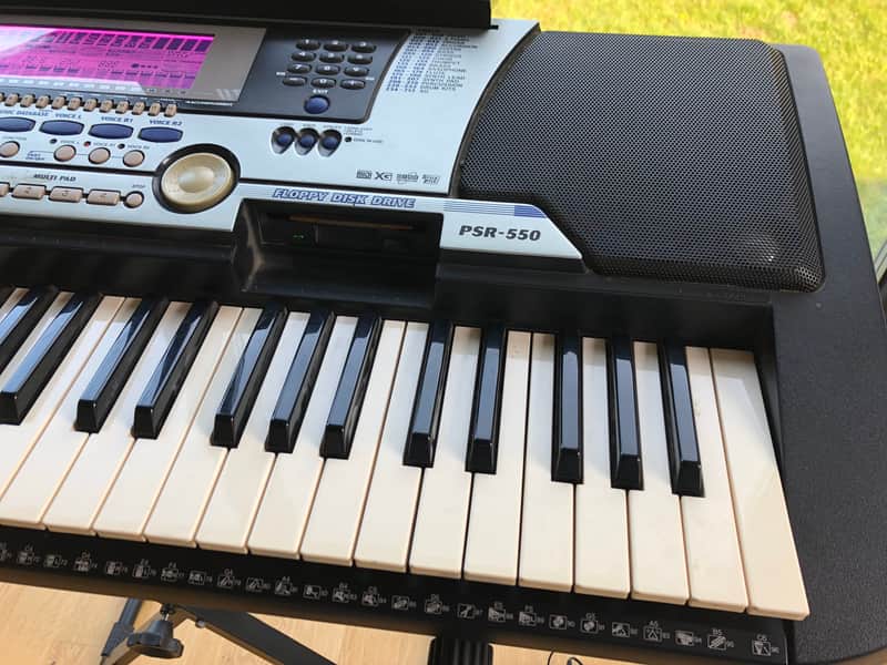 Yamaha PSR 550 keyboard synth Psr 550 Black | Reverb