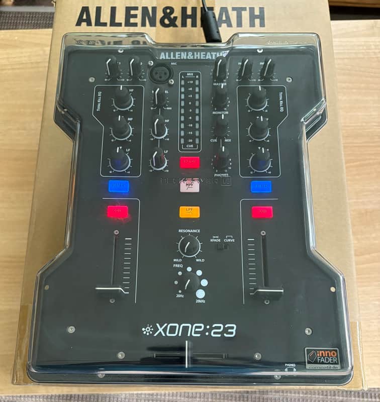 Allen & Heath XONE:23 Professional 2+2-Channel DJ Mixer