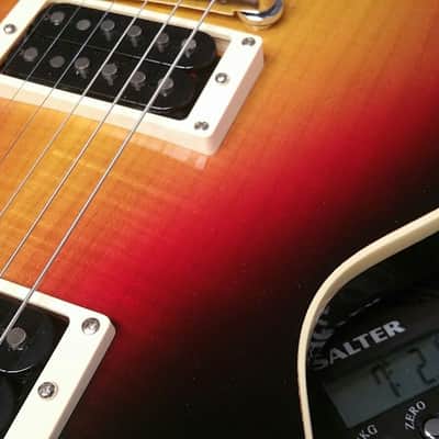 The Heritage H-170CM SSB Sunset Burst image 12