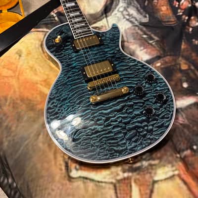 QUILT 👵! 2025 Gibson Custom Shop Les Paul Custom 7A Quilt Top M2M Made To Measure Northen Lights Ebony Fretboard Special Order Figured F Q 5A 7A 1960 V2 Neck Nordic Blue Blueberry Cobalt Trans Aqua Custombucker Pickups Gold Hardware Full Gloss image 22