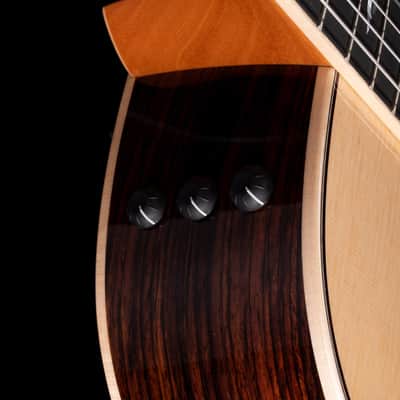 Taylor 814ce-N Nylon String Acoustic Electric Guitar Natural With Case image 8
