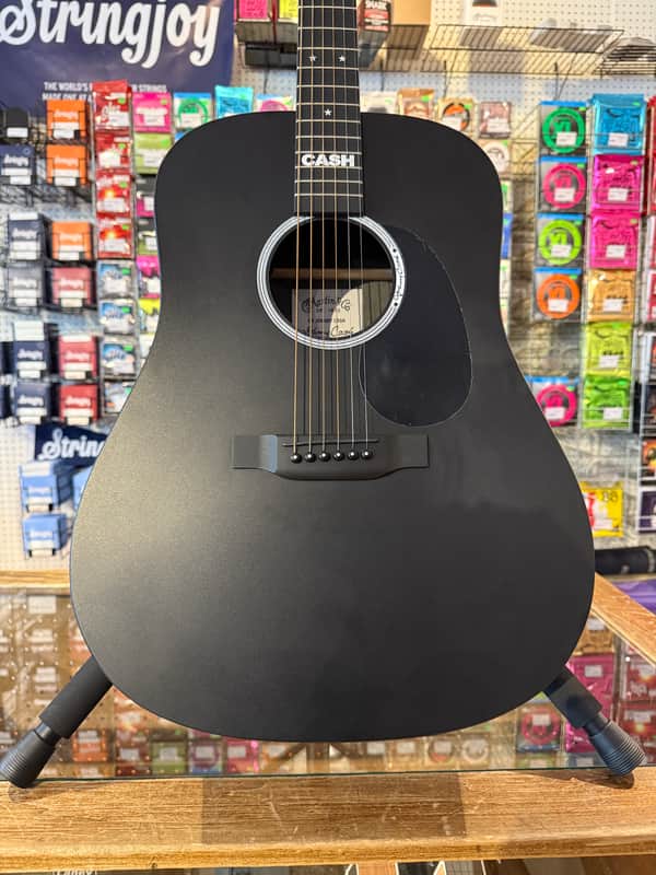 Martin DX Johnny Cash - Present - Black image 1