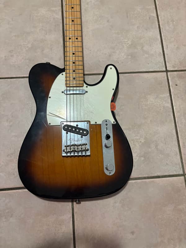 Fender American Standard Telecaster with Maple Fretboard 2008 - 2016 - 2-Color Sunburst