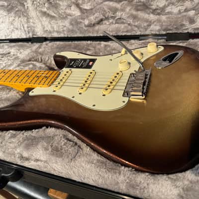 Fender AMERICAN ULTRA STRATOCASTER® 2022 - Mocha Burst image 4
